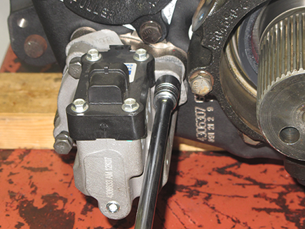 _Graphics/Web/Aux Section Range and Splitter Cover Install Step 4.png